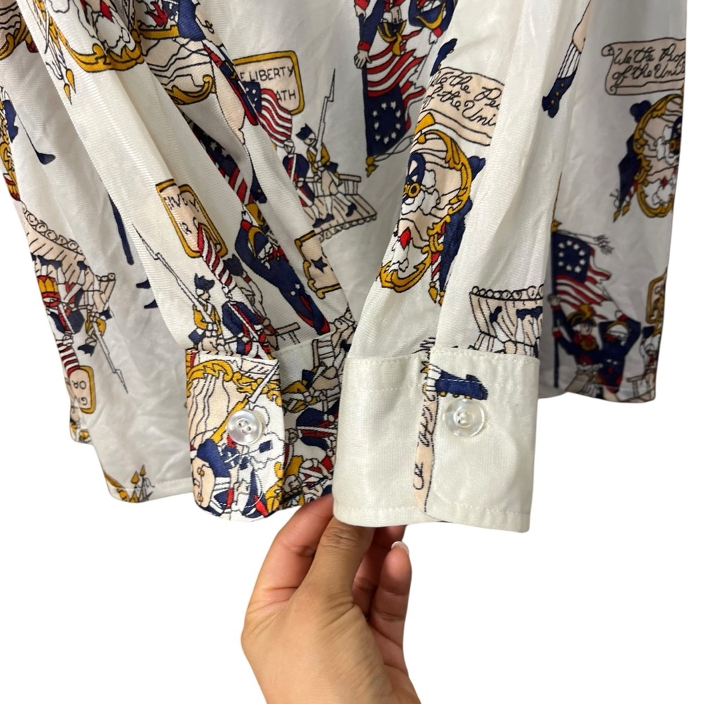 Vintage Martell 1776 Independence Day American Revolution Print Point Neck Sz M - Picture 7 of 15